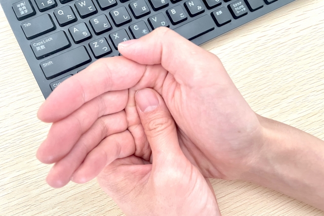 指の痛み